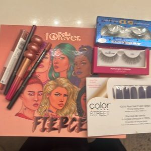 Wow! Lot deal on beautiful cosmetics! You will get everything in picture!